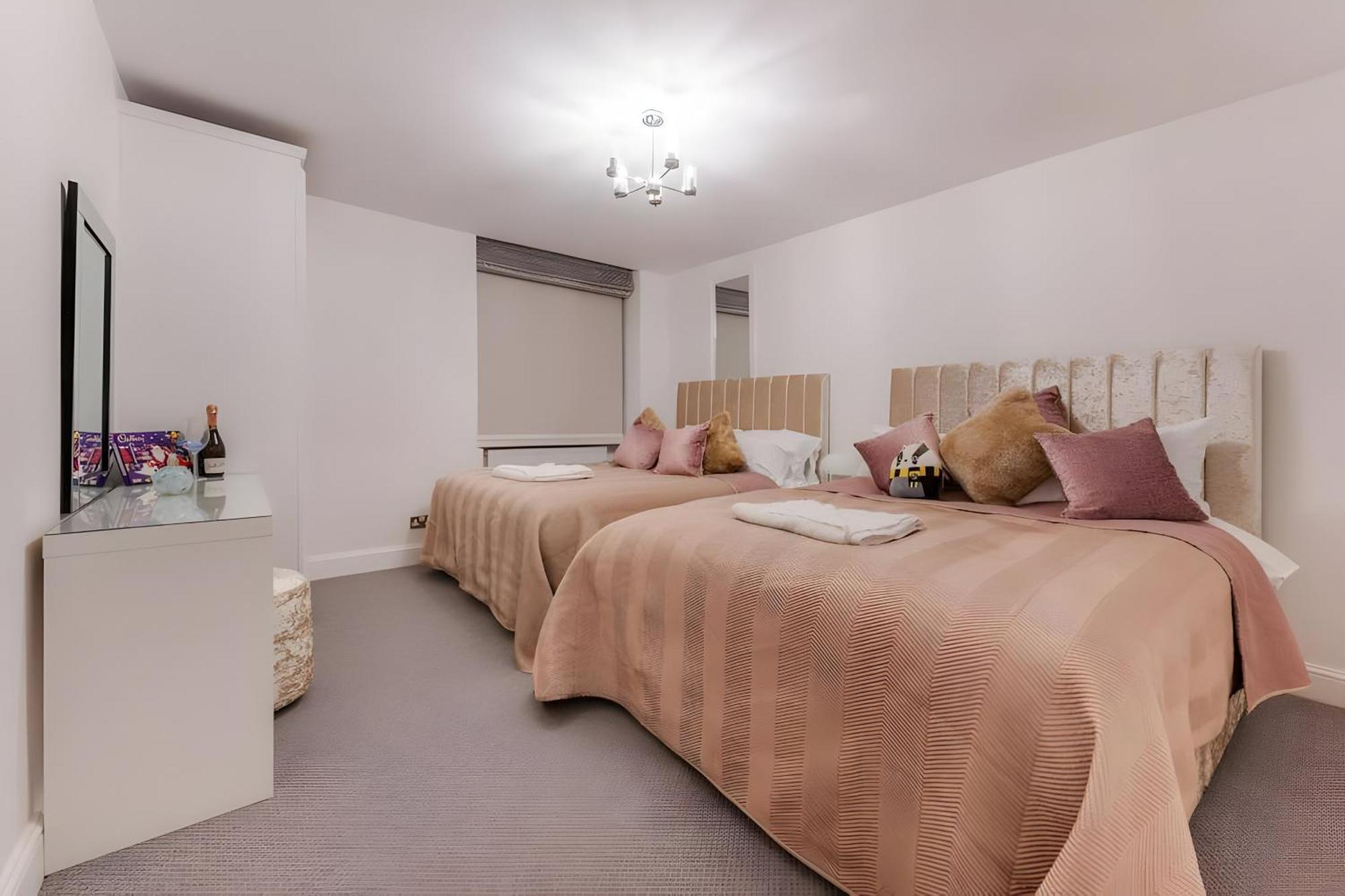 לונדון Harley Street Spectacular Suites With High Ceilings, High Luxury מראה חיצוני תמונה